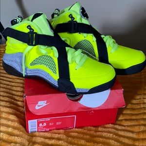 Nike Lunar Raid